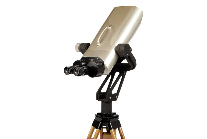 Helios Quantum 7.4 25x100 Großfernglas auf Stativ